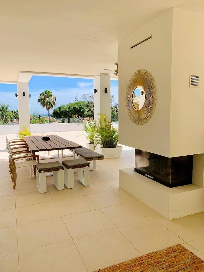 Bed and Breakfast para 2 pessoas com terraço in Elviria, Marbella