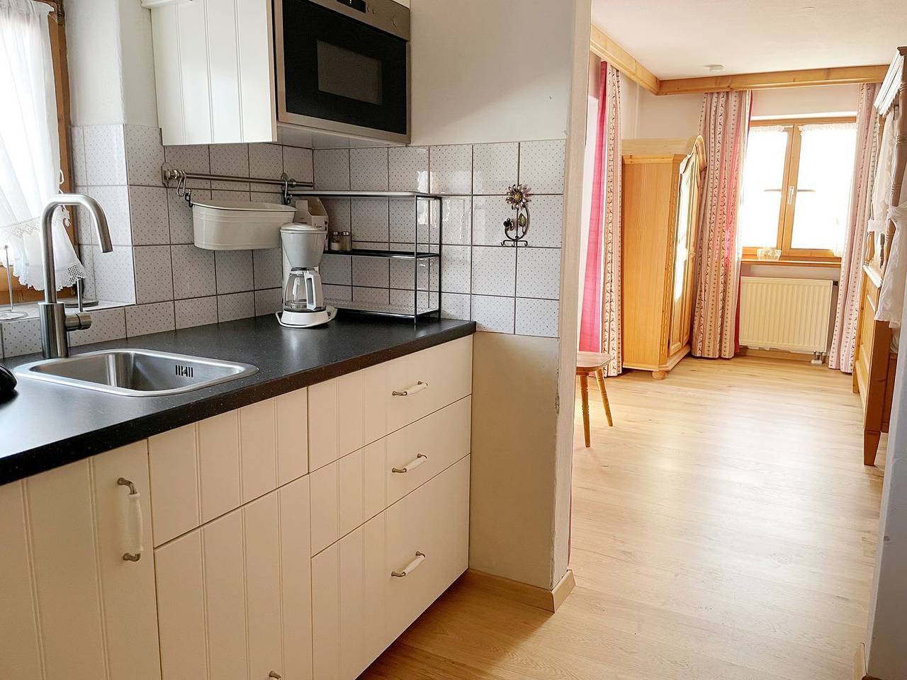 Ganze Wohnung, 1-Raum-Ferienwohnung Hochzeitsstube in Bolsterlang, Bayerisch Schwaben