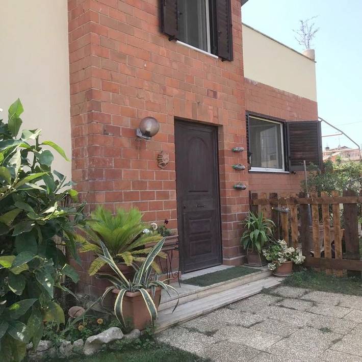 B&b per 3 persone, con Terrazza e Giardino a Ardea