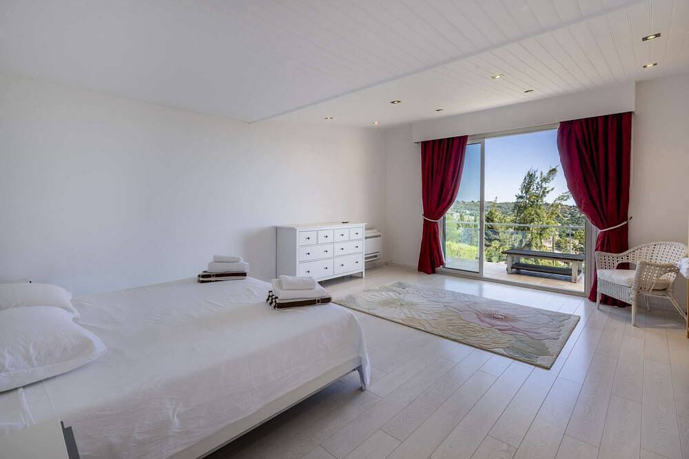Villa Loupa - Calm and Harmony in La Colle-sur-Loup, Cannes region