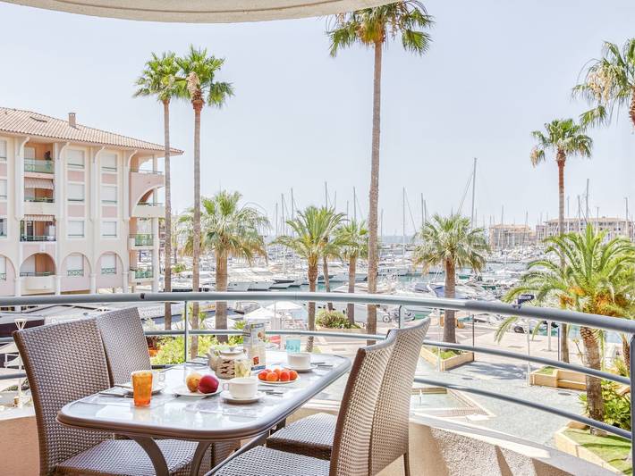 Gîte pour 4 personnes, avec terrasse à Fréjus - 3
