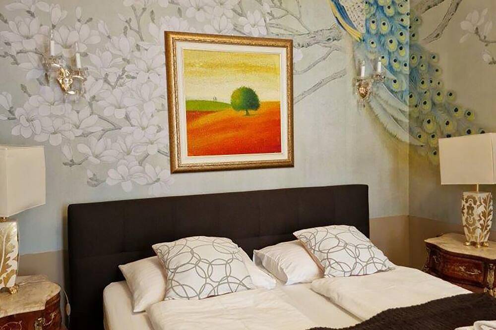 Ganze Wohnung, 60m² classic apartment for 2-4 people in the inner city in Wien Innenstadt, Wien