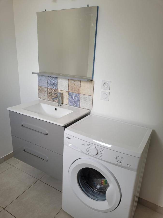 Location de vacances pour 5 personnes, avec jacuzzi ainsi que piscine et jardin à Layrac - 3