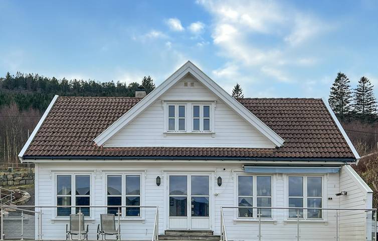 Ferienhaus für 11 Personen, mit Terrasse und Garten sowie Sauna und Ausblick in Farsund - 2