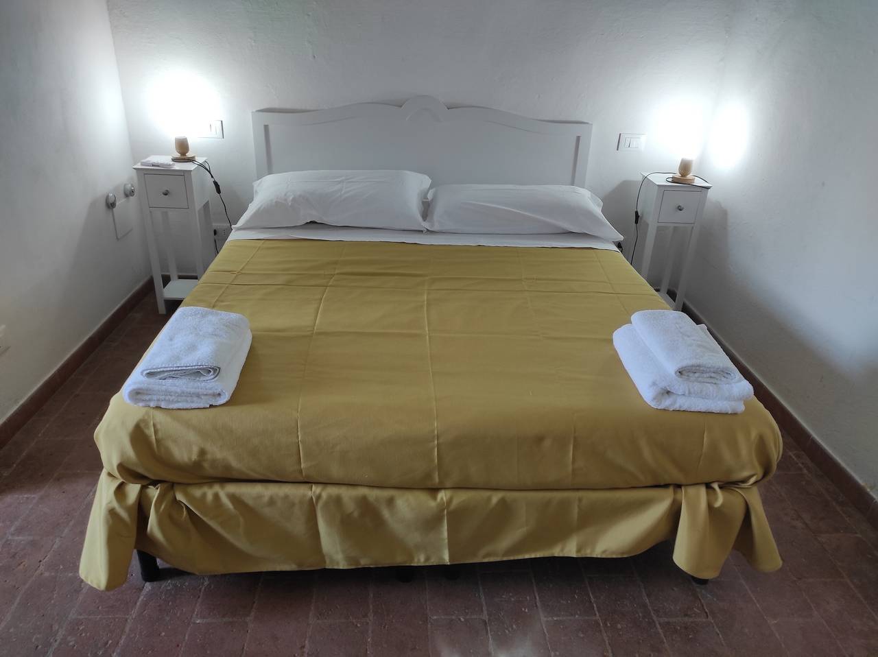Room 'Camera 4 - Del Ponti' with Shared Garden and Wi-Fi in Riotorto, Etruscan Coast