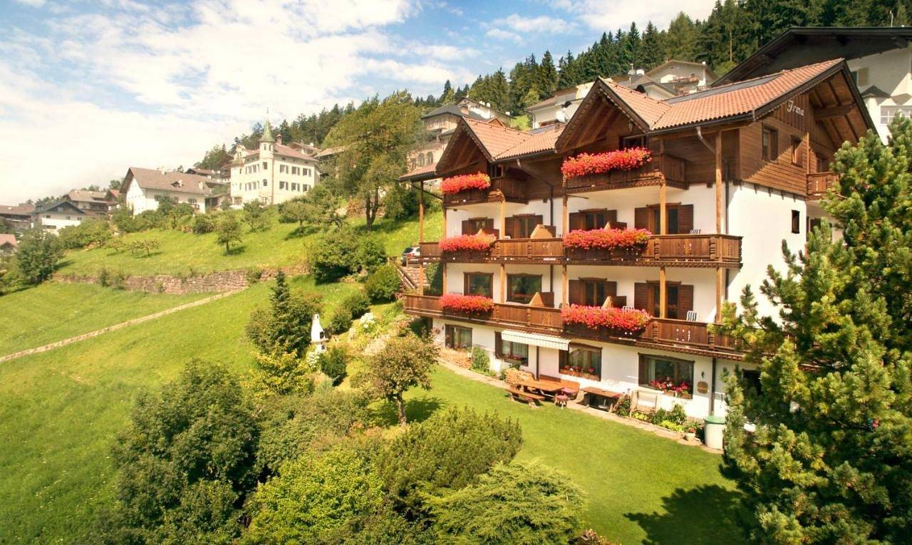 Garni Alba Bed & Breakfast in St. Ulrich in Gröden, Dolomiti Superski