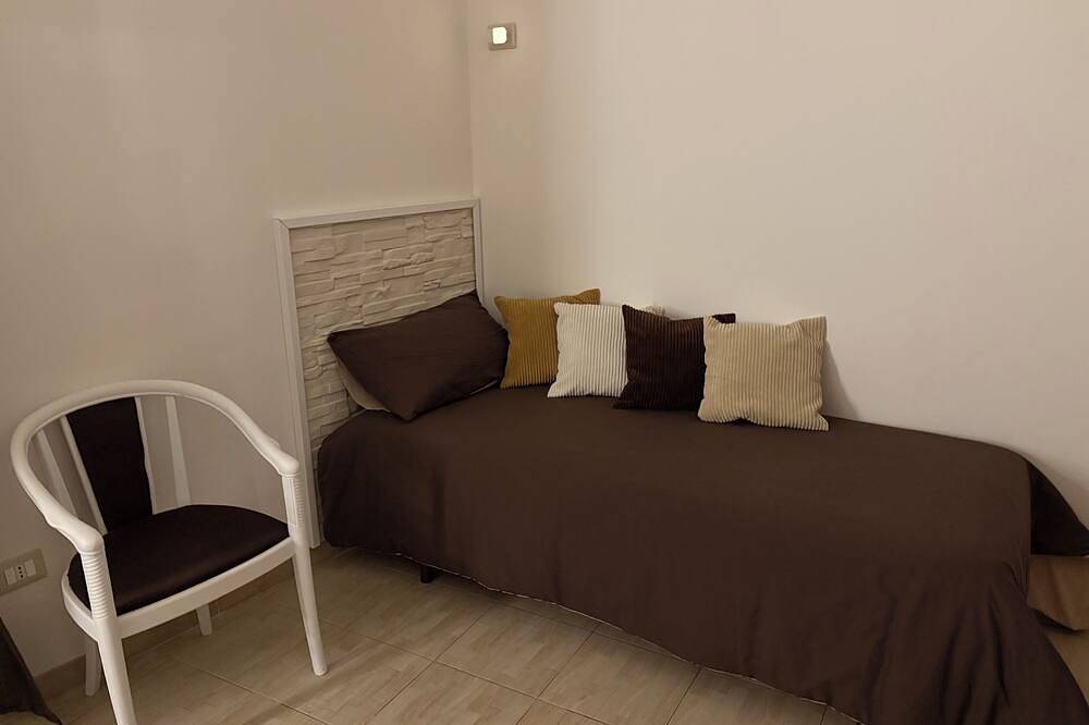 Entire apartment, Luxia Apartment – Your Elegant and Comfortable Stay in Messina in Messina, Messina Province