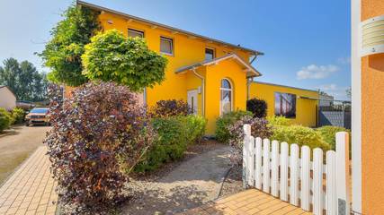 Ferienhaus für 12 Personen, mit Sauna und Garten in Koserow