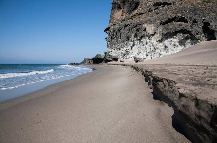 Ferienwohnung für 5 Personen, mit Balkon und Ausblick sowie Pool in San José (Andalusien)