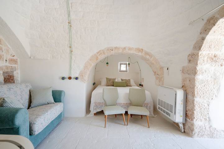 Trulli 'Wild' con Piscina Privada, Wi-Fi y Aire Acondicionado in Putignano, Region de Bari