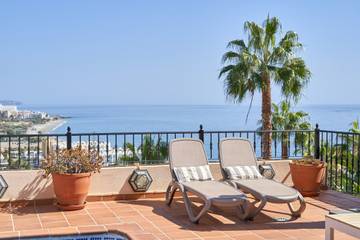 Villa pour 6 Personnes dans Urbanización Ladera del Mar, Nerja, Photo 1