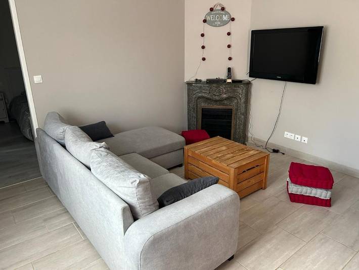 Location de vacances pour 6 personnes, avec piscine ainsi que jardin et vue, animaux acceptés à Limeyrat - 4