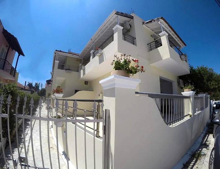 Appart’hôtel pour 2 personnes, avec Balcon ainsi que Terrasse et Piscine