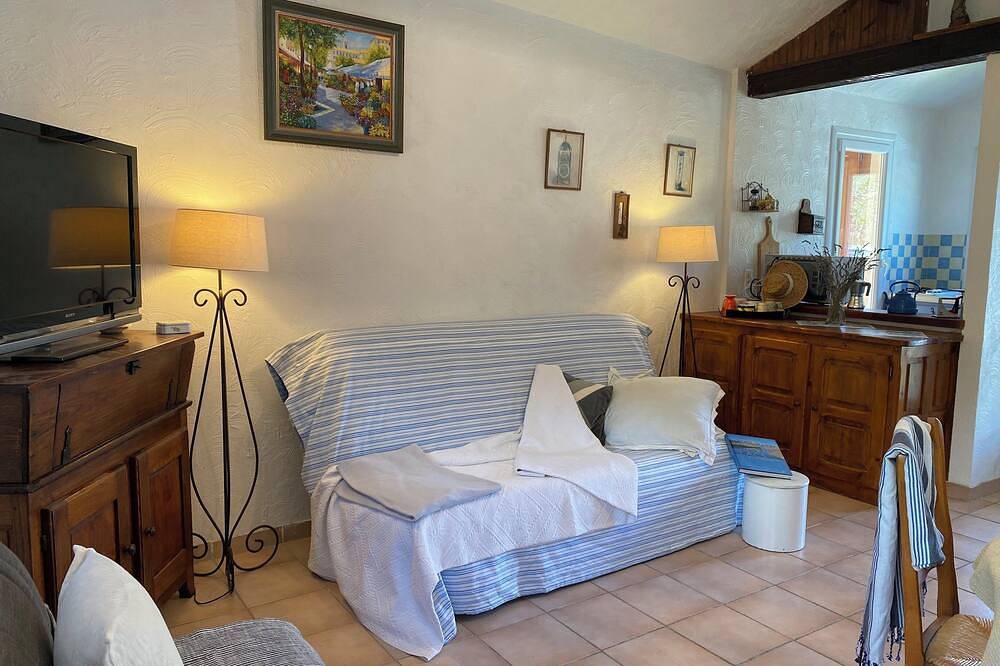 Entire apartment, Le Soleil de Flaut Magnifique maison studio Nature in Belvédère, Nice region