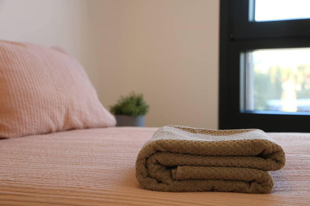 New Luxury Home in Granada with Private Pool in Peligros, Provincia de Granada