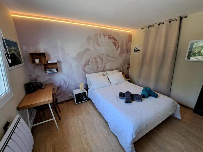 Location de vacances pour 2 personnes, avec jardin dans Plage des Dunes (Penvénan) - 4