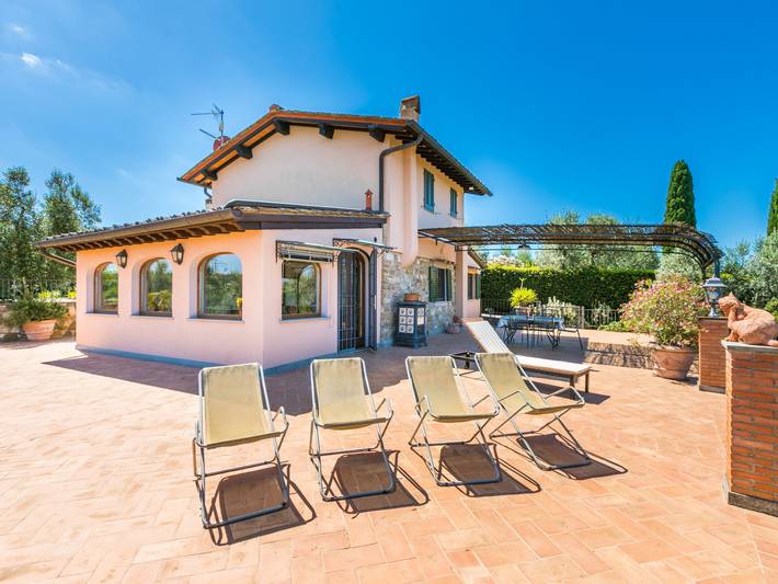 Location de vacances pour 5 personnes, avec terrasse ainsi que vue et jardin à Impruneta - 4