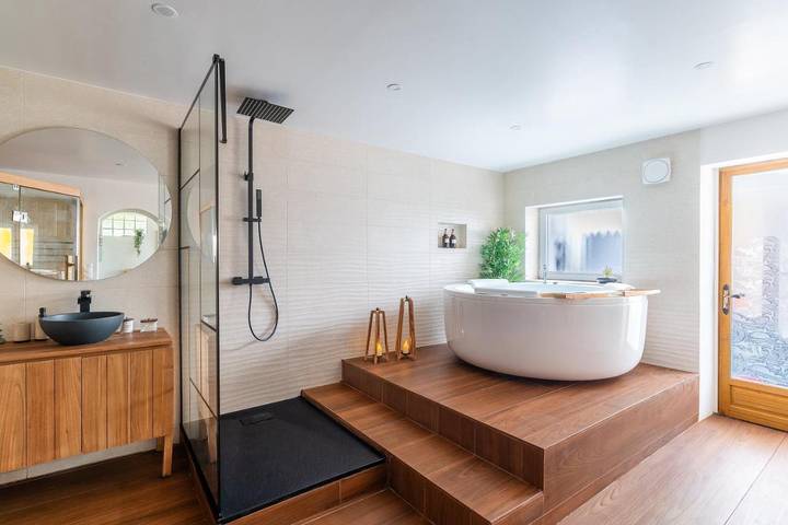 Gîte pour 2 personnes, avec Jacuzzi et Sauna à Fourges