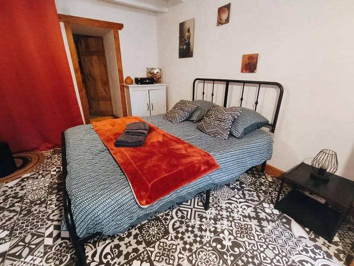 Gîte pour 2 personnes, avec balcon à Olliergues - 4