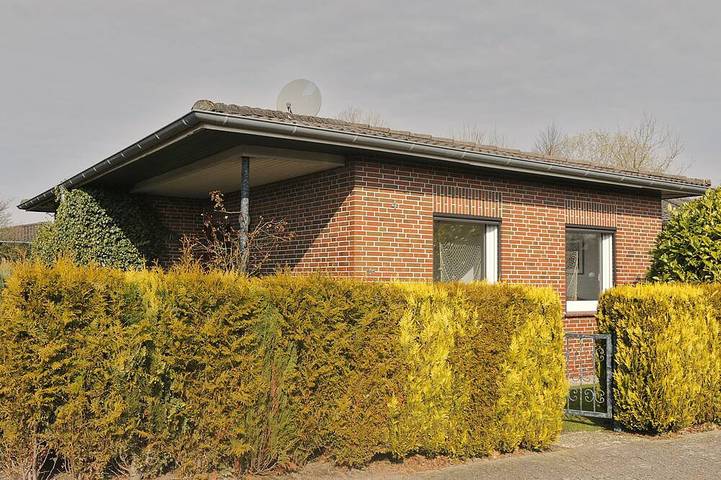 Ferienhaus für 4 Personen, mit Garten in Schillig