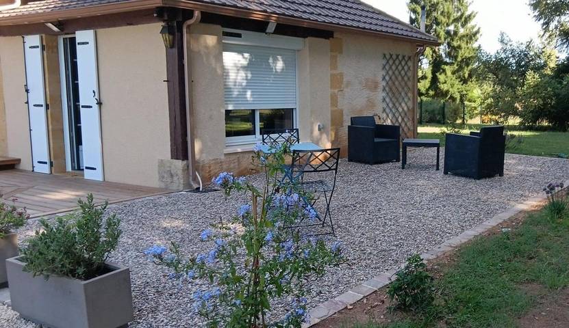 Gîte pour 2 personnes, avec jardin ainsi que vue et piscine à Saint-Avit-Sénieur - 3