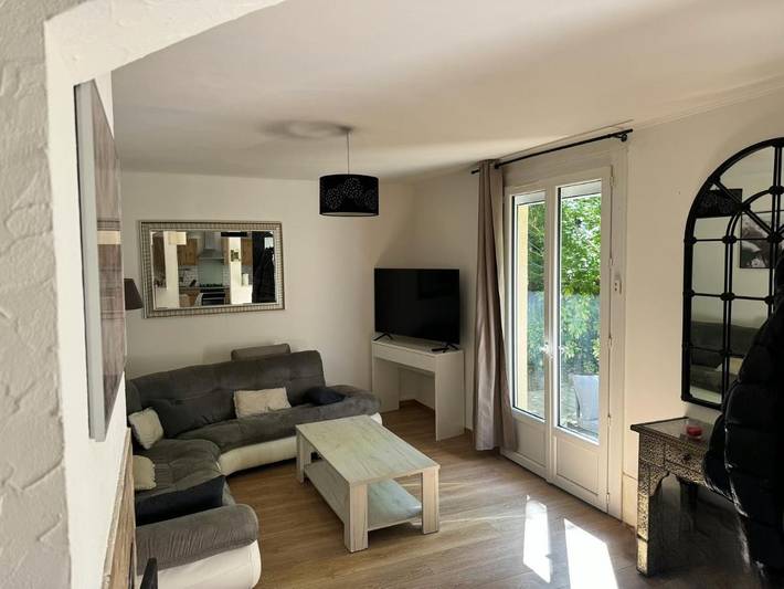 Location de vacances pour 15 personnes, avec terrasse et vue, animaux acceptés à Trélissac - 2