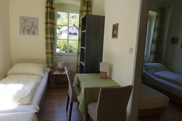 Ganze Wohnung, Komfortables Appartement (70 qm) mit 3 Schlafzimmern in Opponitz, Mostviertel