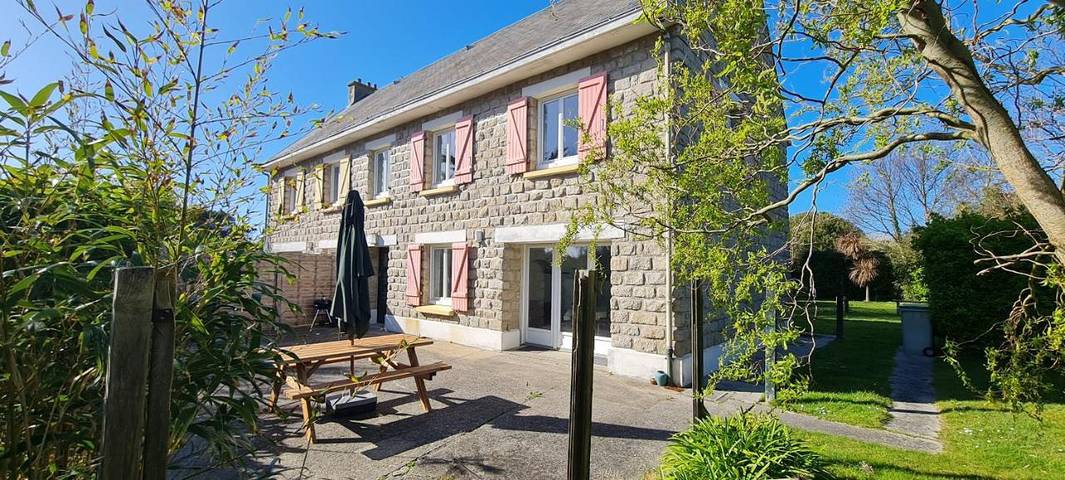 Maison de vacances pour 6 personnes, avec terrasse et jardin, animaux acceptés