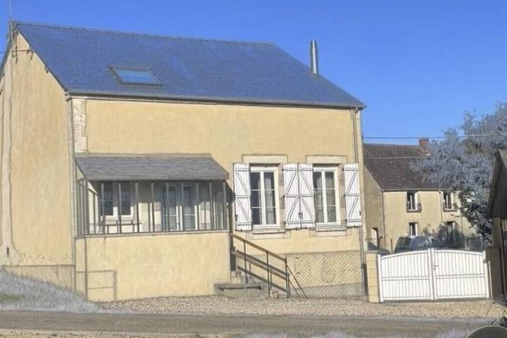 Location de vacances pour 6 personnes, avec jardin et terrasse dans Pougny