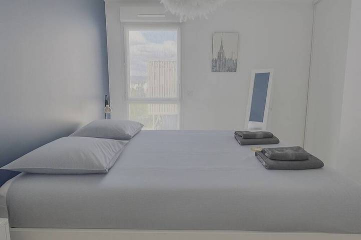 Gîte pour 6 personnes, avec terrasse et piscine dans Zone nature des vieux salins d'Hyères - 4
