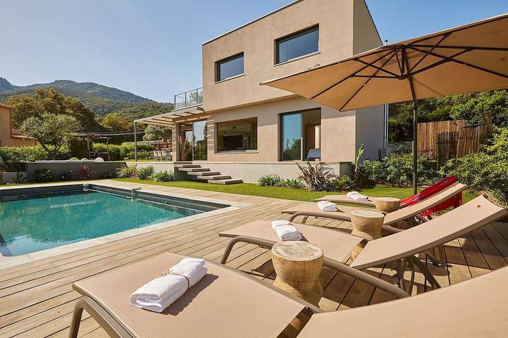 Villa pour 8 personnes, avec jardin - 1