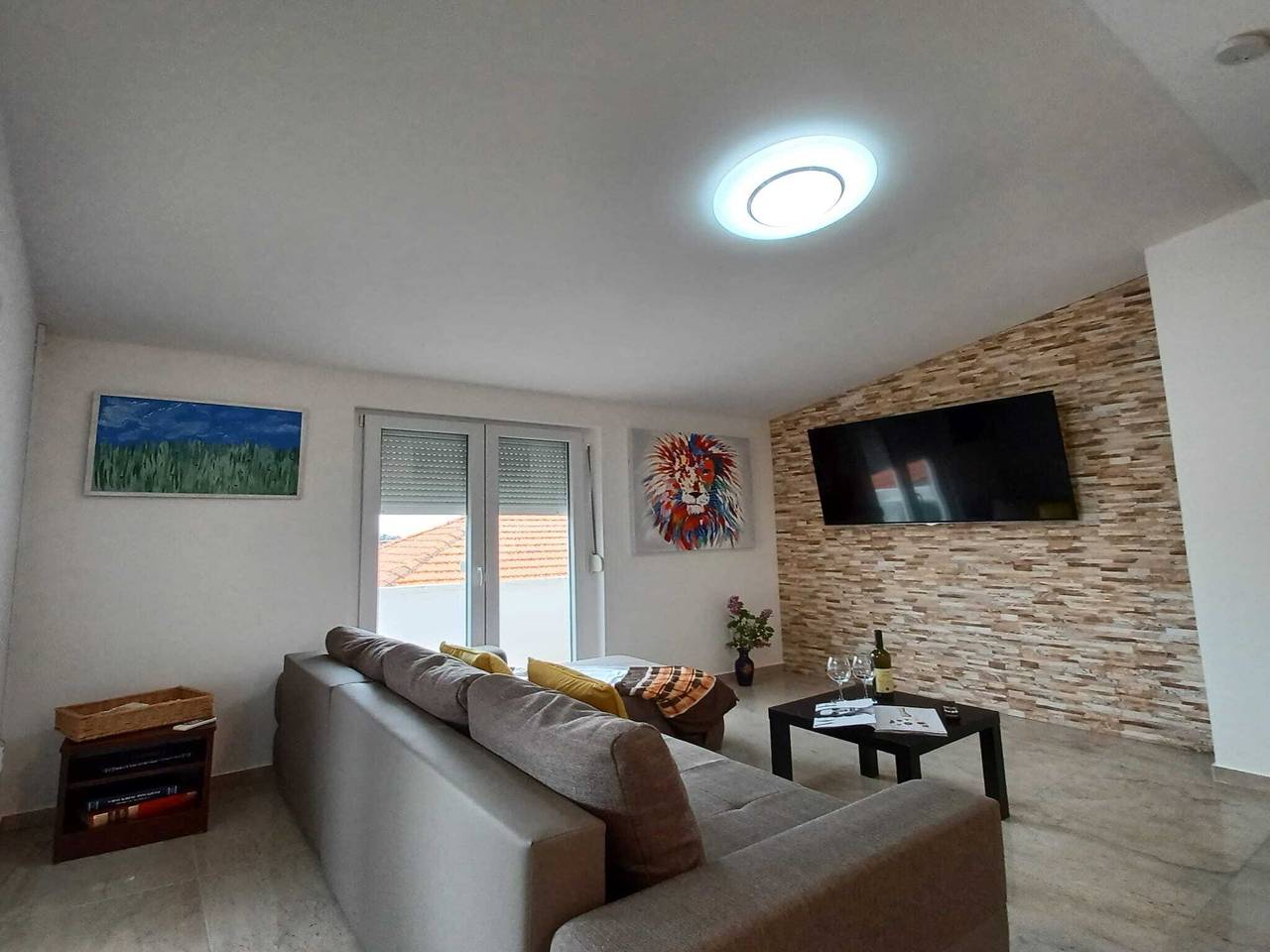 Ganze Wohnung, Beachfront Apartment with Balcony and Sea View in Mulo, Vrsi