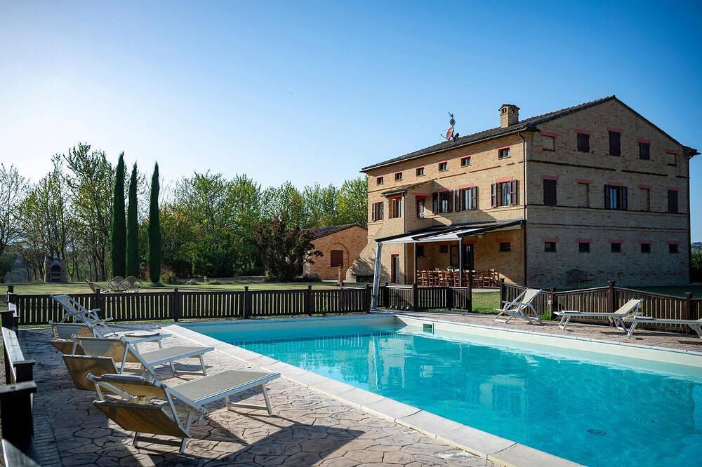 Schönes Haus mit 6 Schlafzimmern in. in Treia (Italien), Macerata Provinz