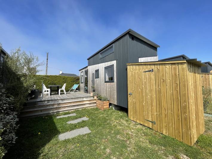 Camping pour 2 personnes, avec piscine et terrasse, animaux acceptés dans la Manche