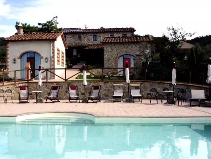 Vacation rental for 2 people, with Terrace and Pool in Vinci