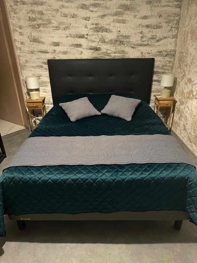 Gîte pour 2 personnes, avec Terrasse à Les Herbiers