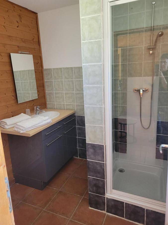 Double Room in Théziers, Région de Nîmes