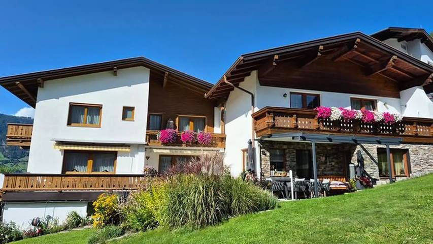 Ferienwohnung für 2 Personen, mit Sauna und Terrasse in Jerzens
