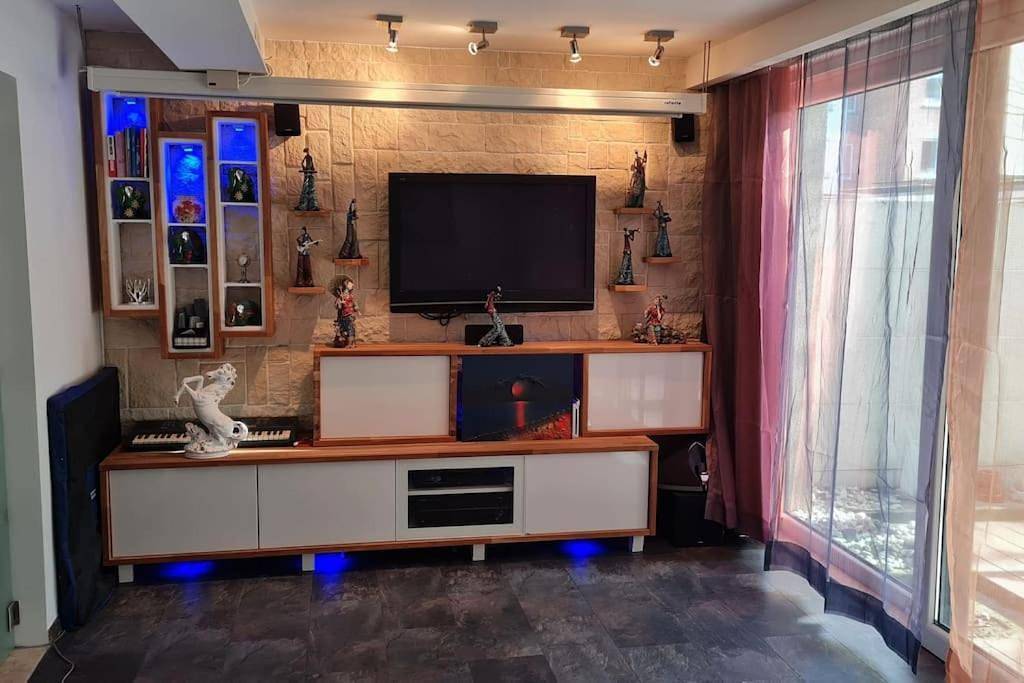 Apartamento entero, One-Bedroom Apartment in Amberes, Región de Amberes
