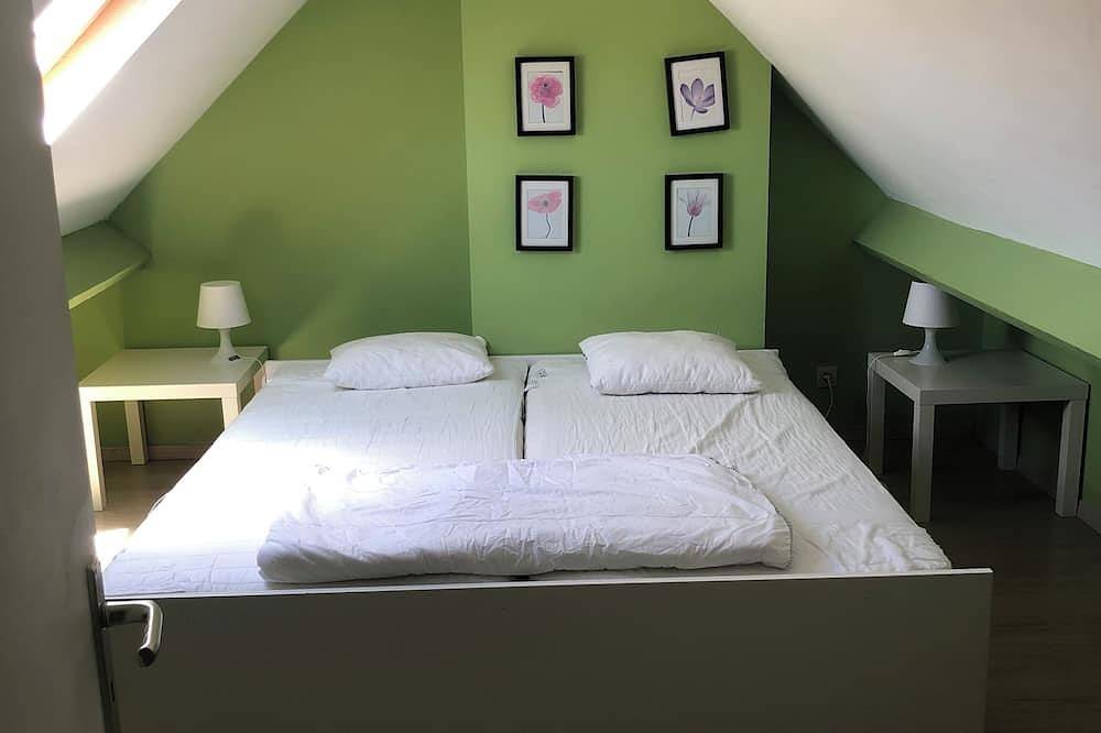 Situation exceptionnelle de cette villa familiale au Cap Gris Nez, face à la mer in Audinghen, Région de Boulogne-sur-Mer