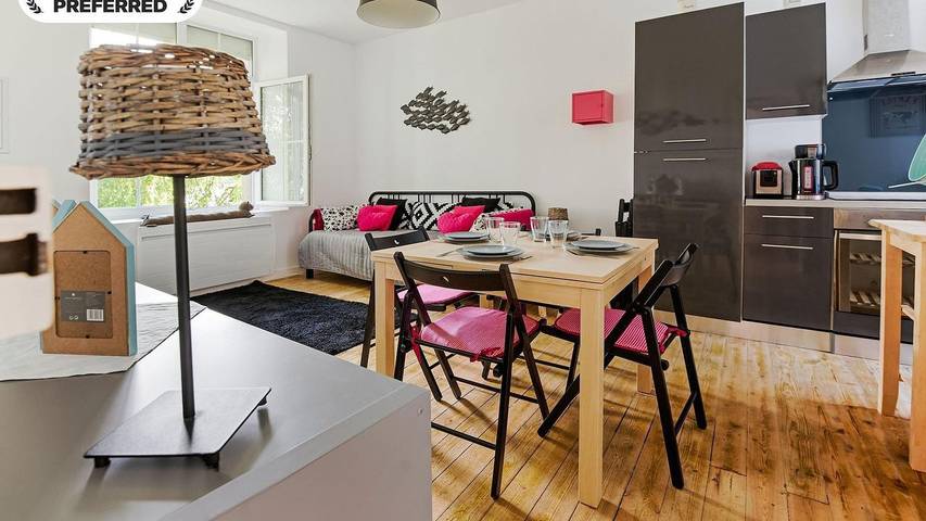 Cottage pour 2 personnes, avec jardin et vue sur le lac à Isigny-sur-Mer