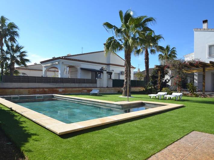 Casa Gallo con piscina privada in Riumar, Delta del Ebro