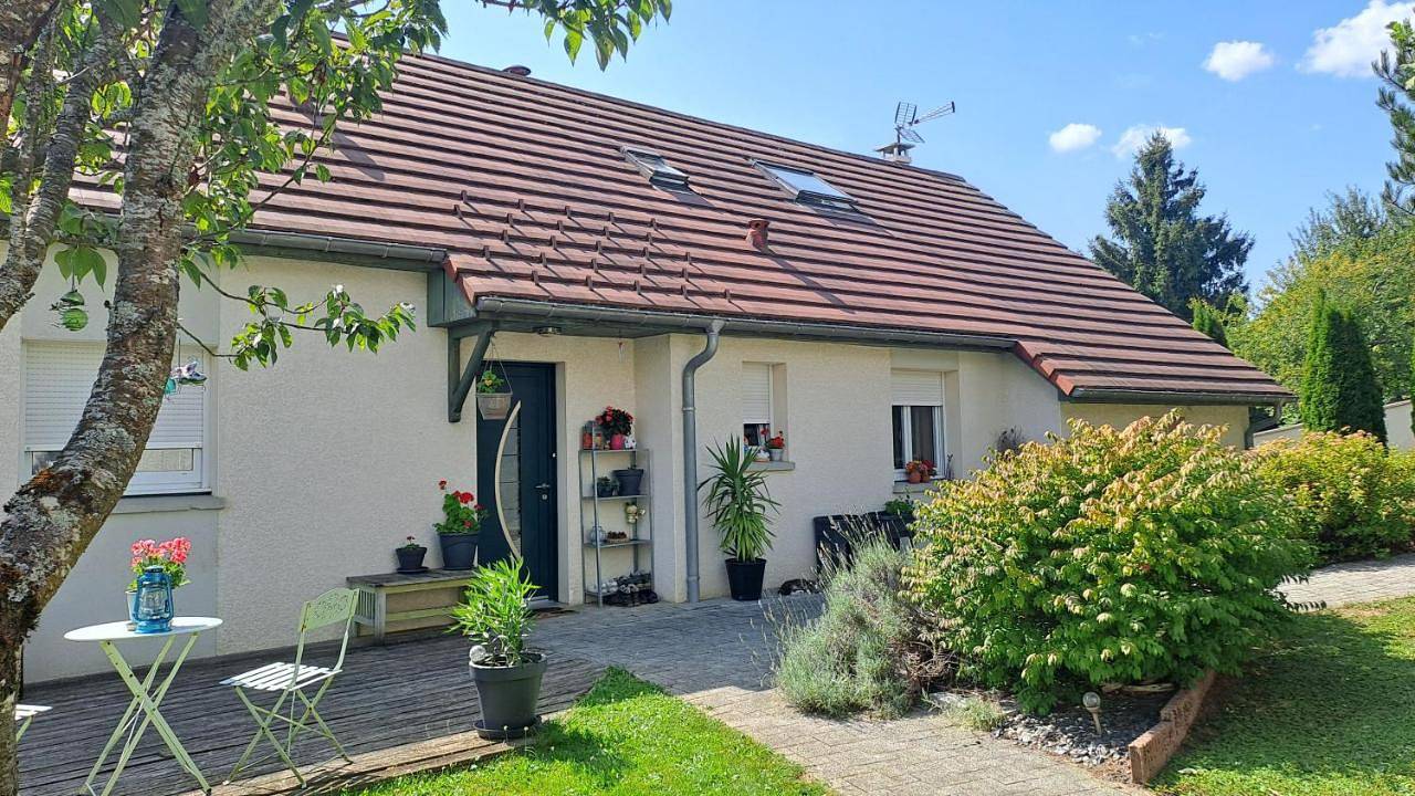 Appartement de vacances entier, Au calme à la campagne in Étalans, Jura Francais