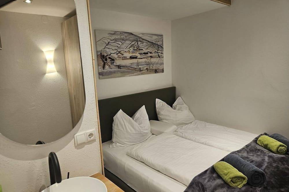 Design Doppelzimmer mit Bergblick - No1 - Flo´s Rooms & Breakfast in Wagrain, Ski Amadé