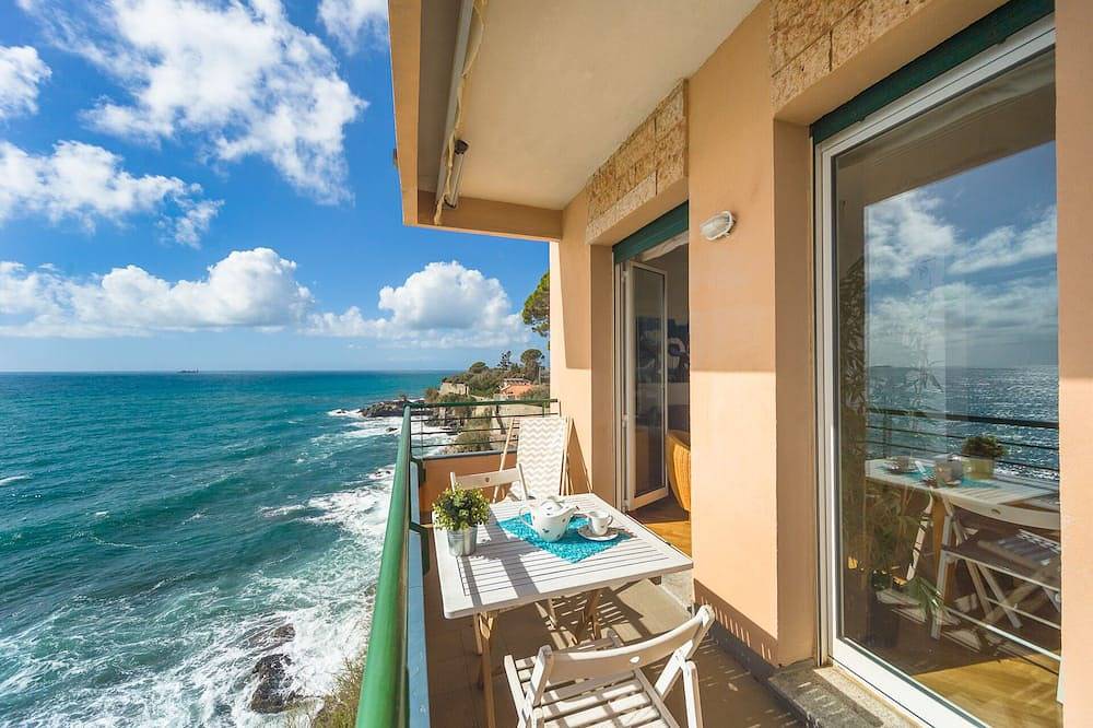Entire apartment, Amazing seaview apartment Nervi - Genova in Genova (City), Genoa