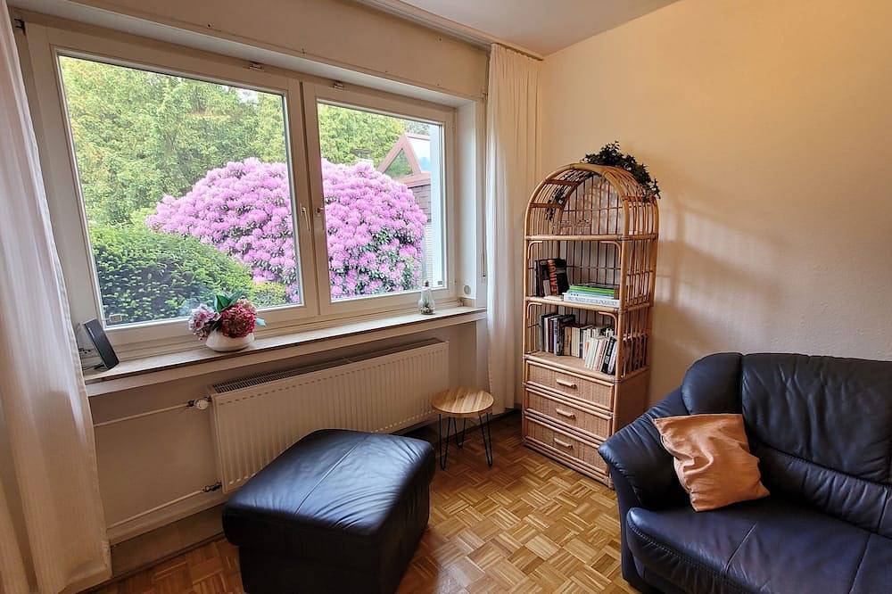 Ganze Wohnung, Wohnung mit separatem Eingang und Gartenblick in Recklinghausen, Kreis Recklinghausen