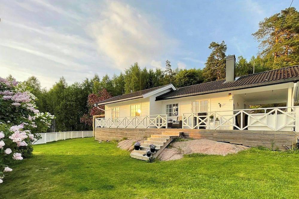 Meerblick und Waldruhe in Rødtangen in Hurum