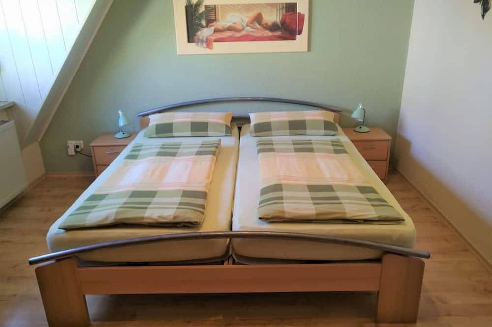 Ganze Wohnung, Gemütliche Ferienwohnung (48 qm) für bis zu 4 Personen mit voll ausgestatteter Küchenzeile in Treuchtlingen, Frankenalb