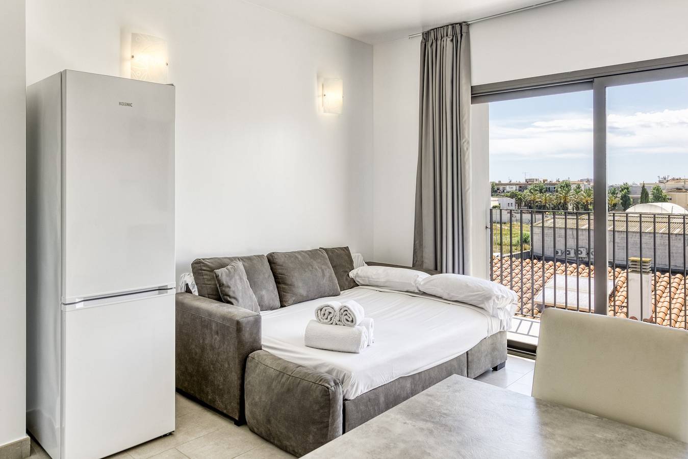 Apartamento "Giuliano Superior 4" con balcón y Wi-Fi in Castellón de Ampurias, Alt Empordà