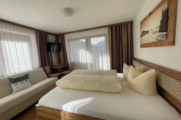 Hütte für 2 Personen, mit Sauna und Balkon im Pitztal